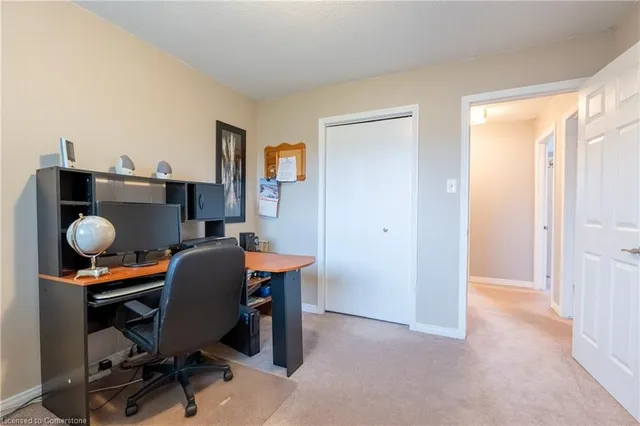 Additional image 30 of 22 Cresthaven Dr