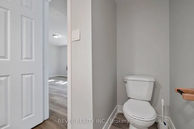 Additional image 11 of 40 Bertram Dr