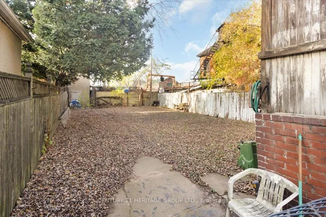 Additional image 30 of 143 Catharine St