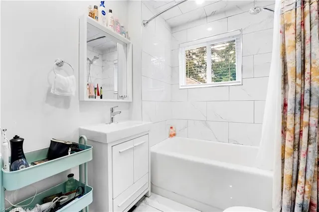 Additional image 16 of 112 Leinster Ave