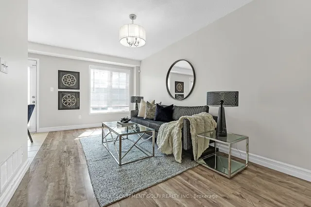 Additional image 11 of 151 Green Rd Unit 12