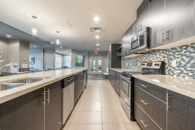 Additional image 30 of 90 Charlton Ave Unit 806