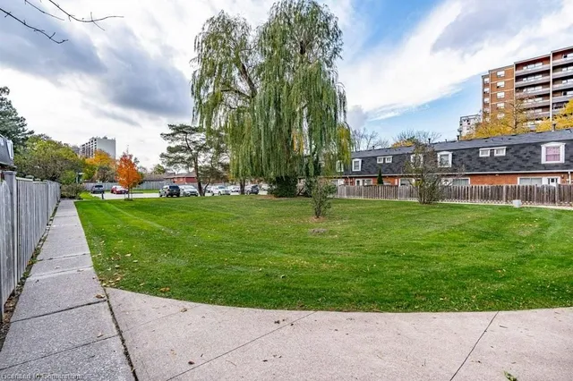 Additional image 36 of 211 Lake Ave