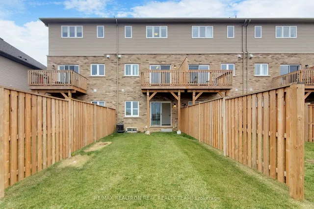 Additional image 38 of 28 Laguna Village Cres