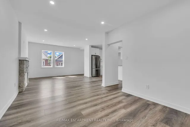 Additional image 10 of 21 Weir St