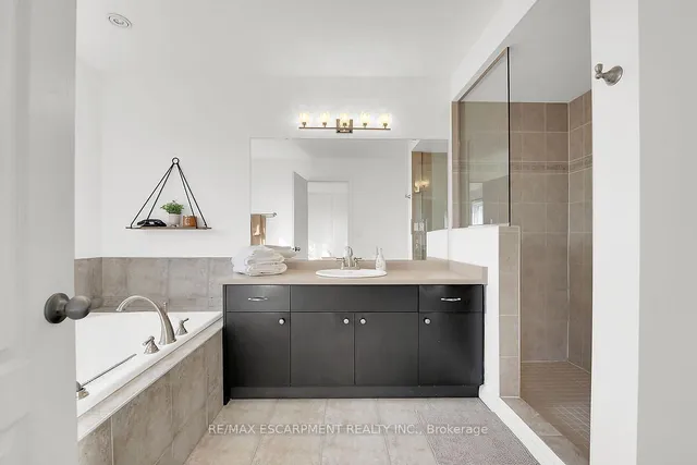 Additional image 30 of 80 MYERS Lane