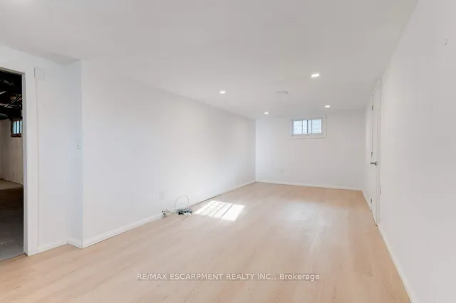 Additional image 17 of 453 Paling Ave