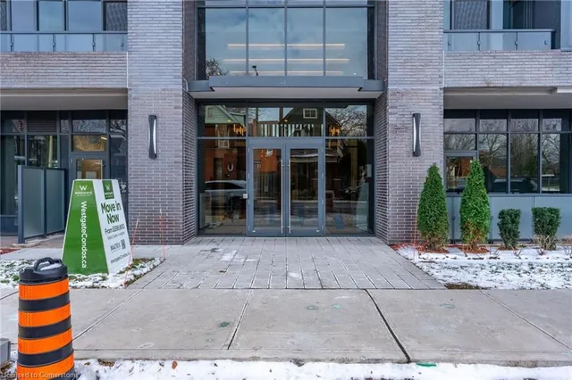 Additional image 4 of 415 Main St Unit 104