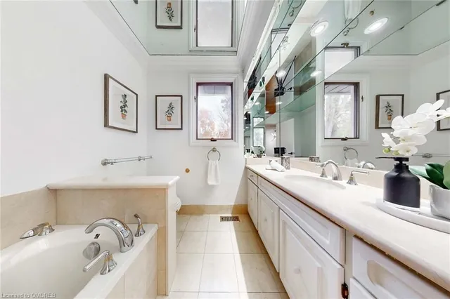 Additional image 22 of 34 Maple Ave