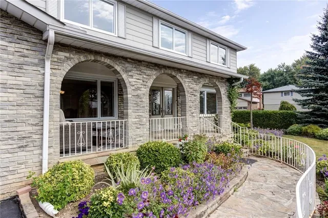 Additional image 5 of 2141 CARTIER Cres