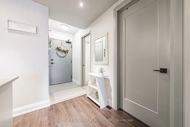 Additional image 16 of 181 James St Unit 402