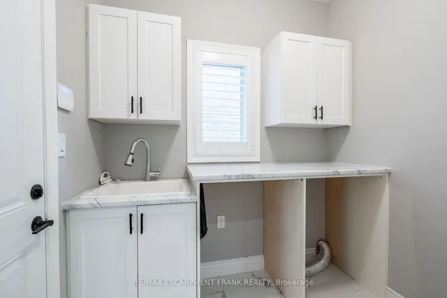 Additional image 17 of 8 CESAR Pl