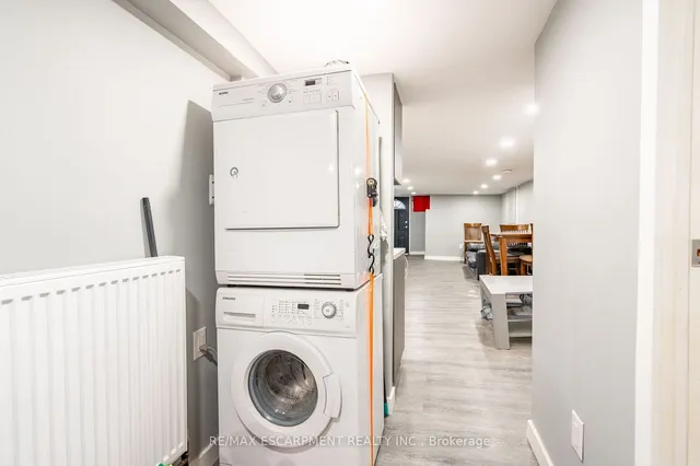 Additional image 29 of 166 Catharine St