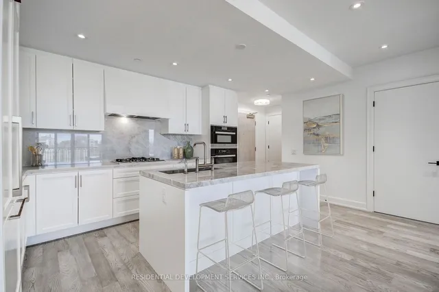 Additional image 4 of 1 Strathgowan Ave Unit 505