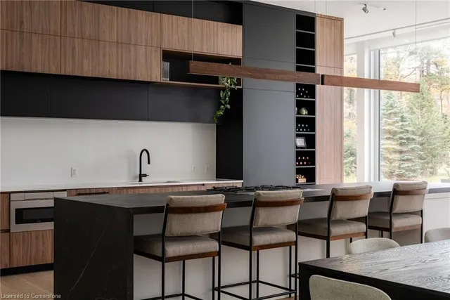 Additional image 7 of 66 Weirs Lane