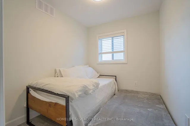 Additional image 37 of 24 Trillium Ave