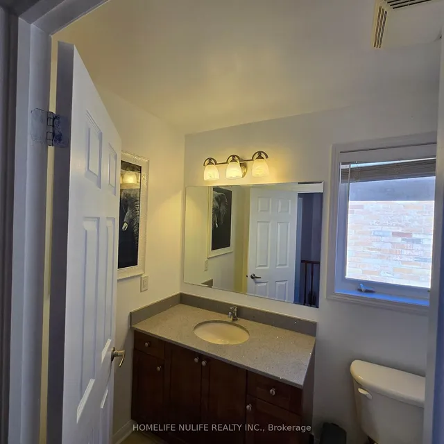 Additional image 18 of 1062 Clark Blvd