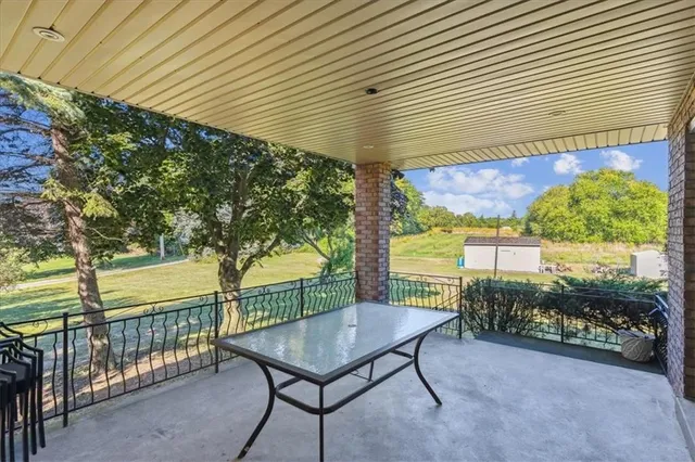 Additional image 28 of 335 YORK Rd