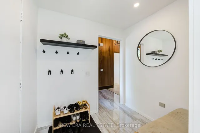 Additional image 13 of 380 Parkside Dr