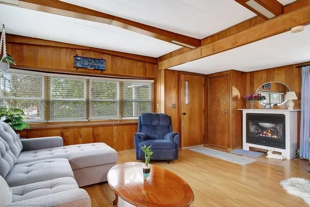 Additional image 9 of 12 Macpherson Cres