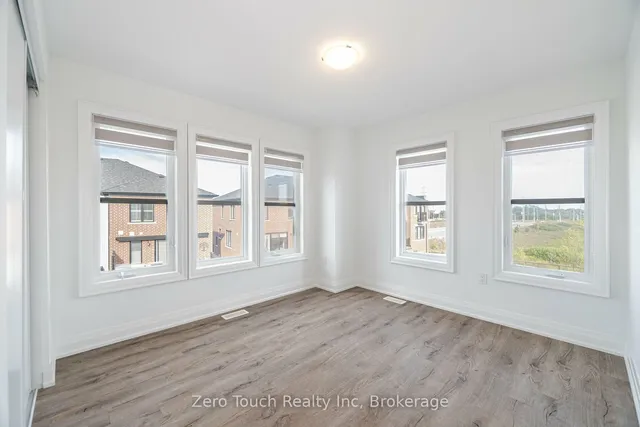 Additional image 9 of 980 Logan Dr Unit 14