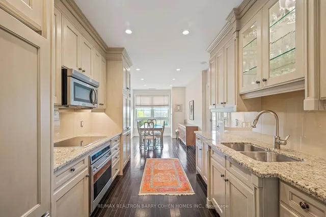 Additional image 22 of 21 Burkebrook Pl Unit 407