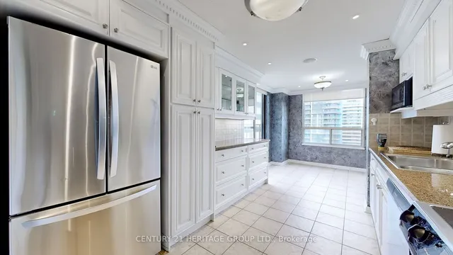 Additional image 15 of 100 Upper Madison Ave Unit PH2