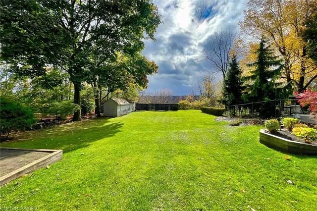 Additional image 43 of 34 Maple Ave