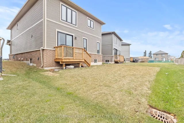 Additional image 24 of 51 Starfire Cres