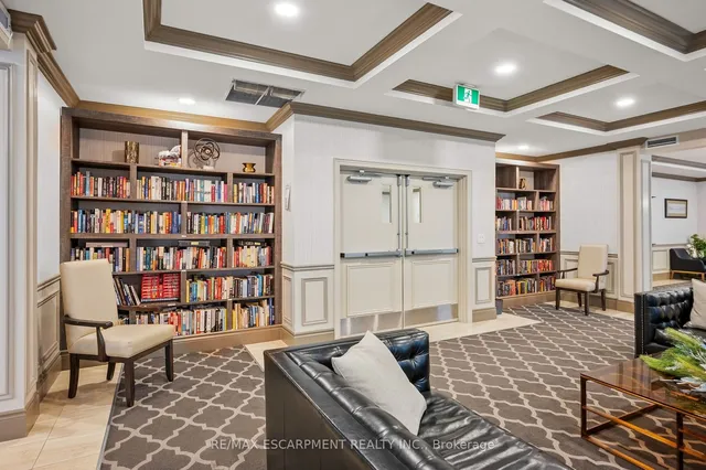 Additional image 31 of 442 Maple Ave Unit 1103