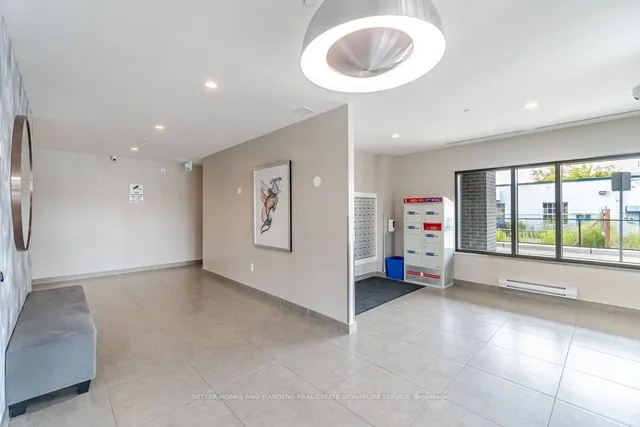 Additional image 4 of 716 Main St Unit 907