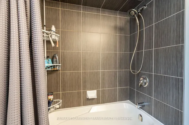 Additional image 25 of 19 HAZELTON Ave