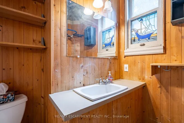 Additional image 14 of 49 Jones St