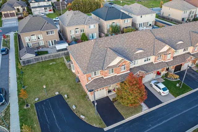 Additional image 32 of 4 Marina Point Cres