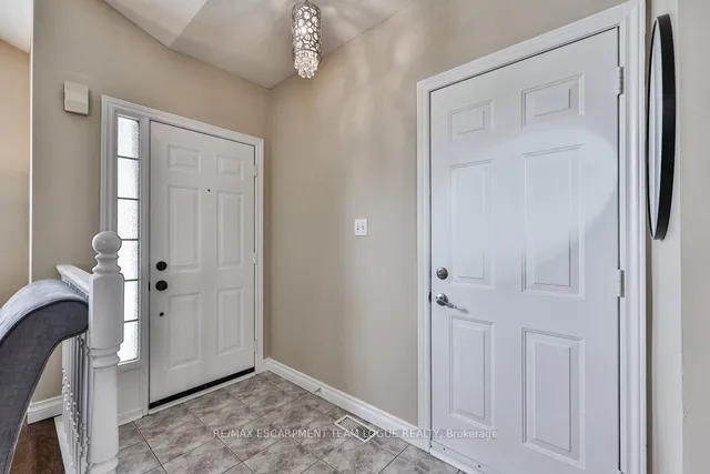 Additional image 3 of 2911 Darien Rd