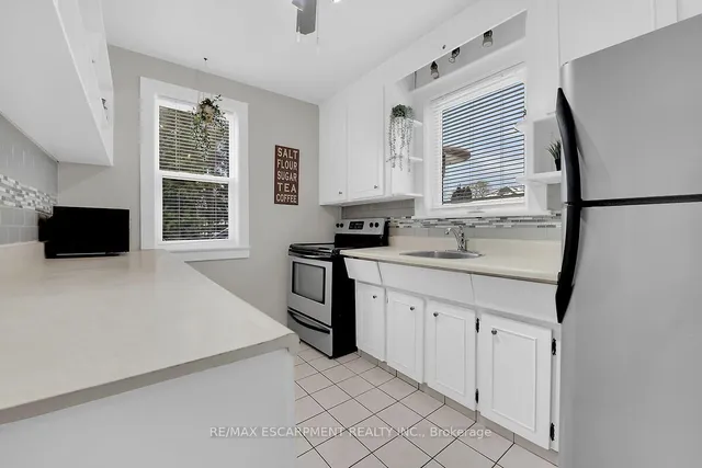 Additional image 9 of 124 EAST 43RD St