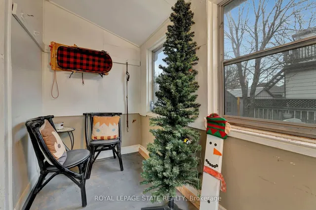 Additional image 19 of 62 Houghton Ave