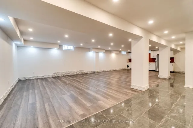 Additional image 32 of 31 Weaver Dr