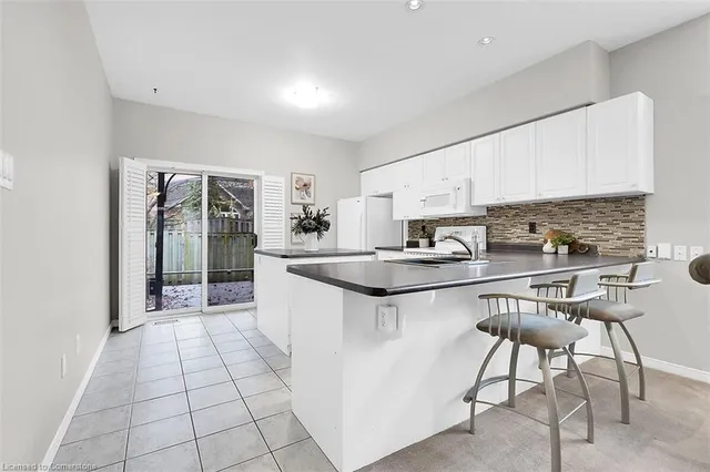 Additional image 13 of 81 Valridge Dr Unit 8