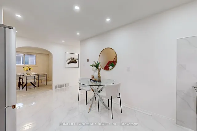 Additional image 25 of 552 Queen Victoria Dr