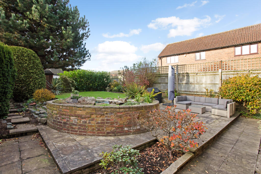 Additional image 20 of Brocket View, Wheathampstead, AL4