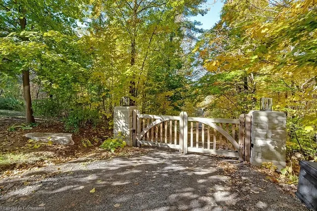 Additional image 41 of 2365 Britannia Rd