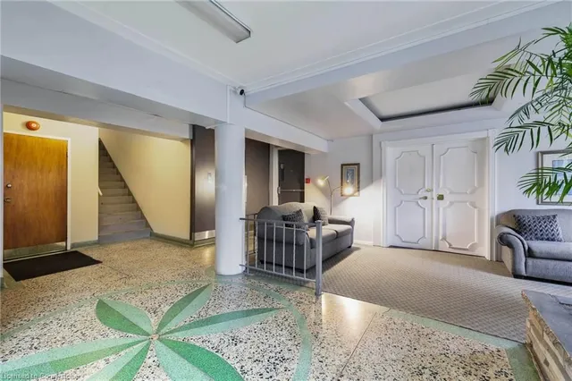 Additional image 22 of 40 Robinson St Unit 407