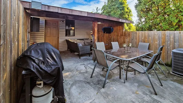 Additional image 35 of 23 Failsworth Ave