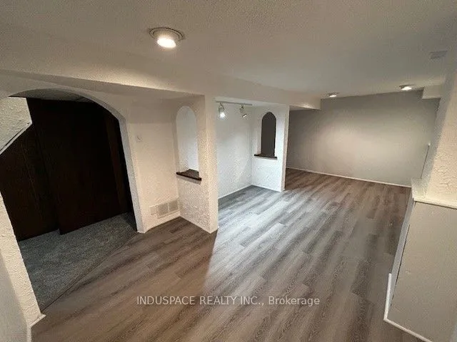 Additional image 24 of 45 Granada Cres