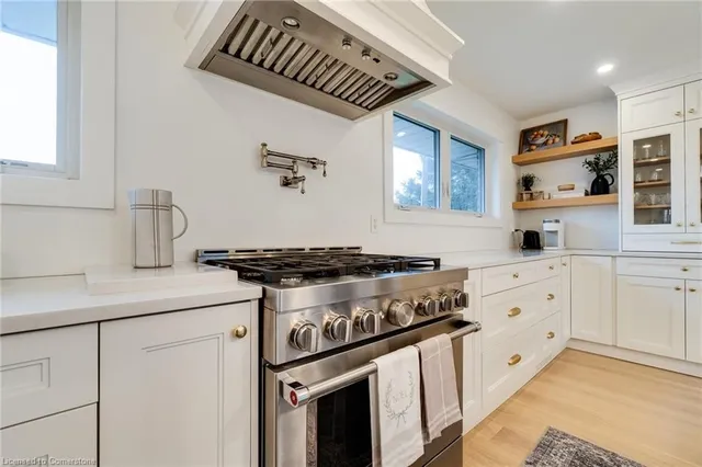 Additional image 20 of 685 Iroquois Ave