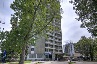 Primary image of 10045 117th Street