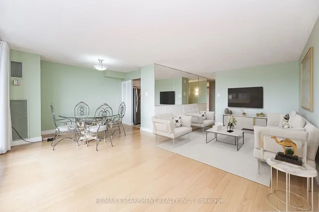 Additional image 7 of 2055 Upper Middle Rd Unit 1008