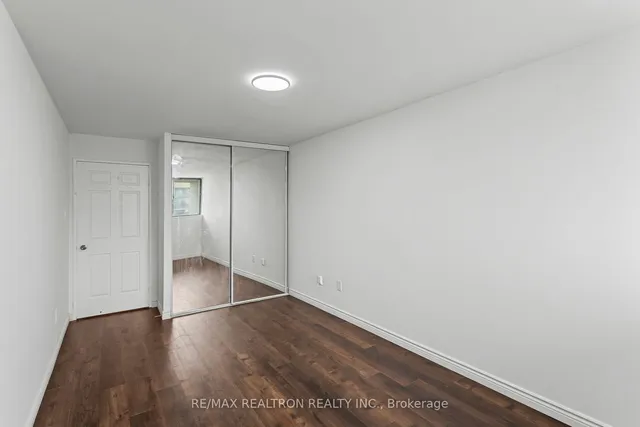 Additional image 24 of 10 Tapscott Rd Unit 1110