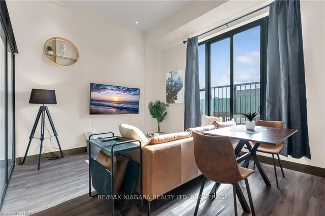 Additional image 4 of 121 KING St Unit 204